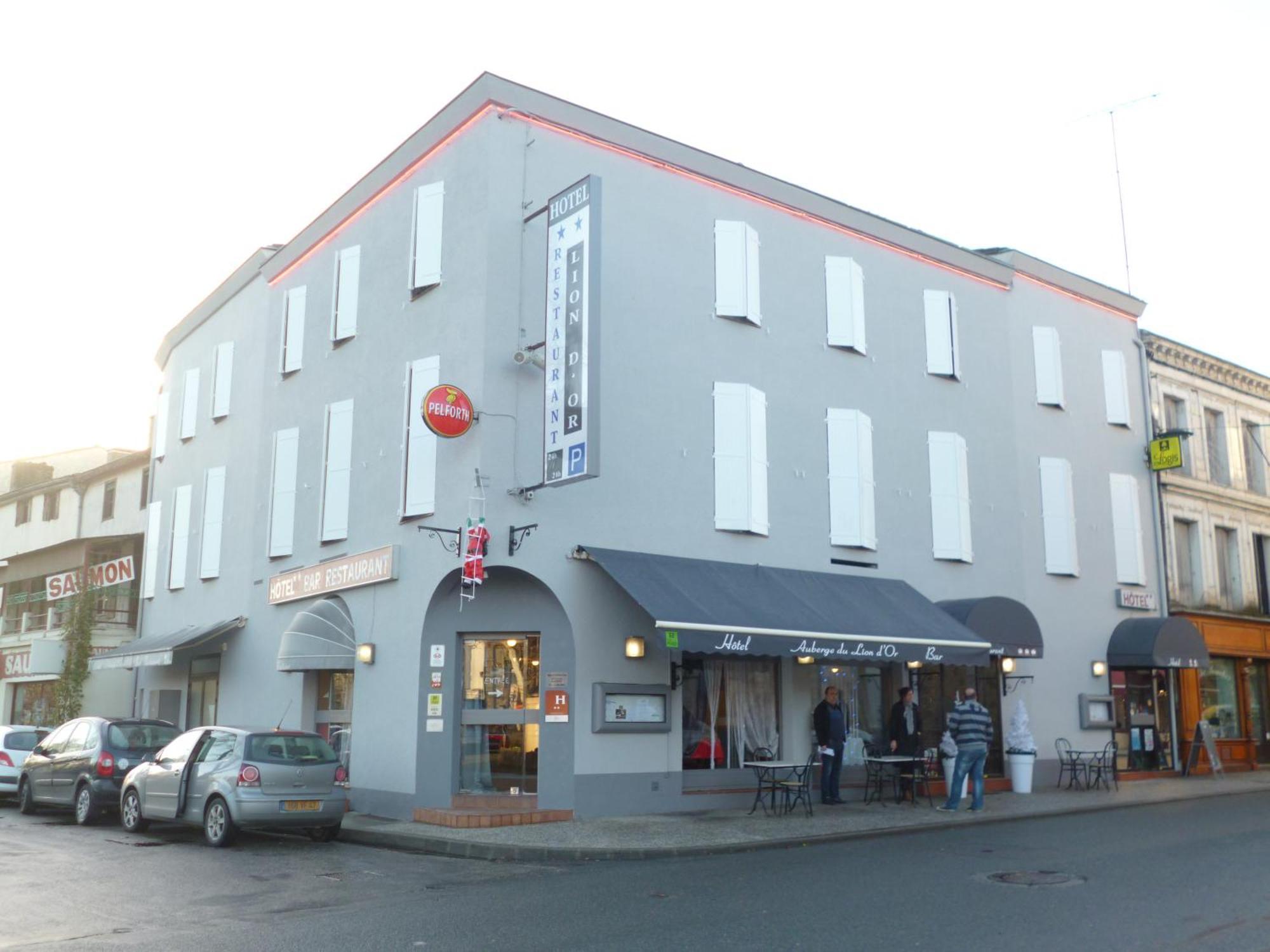 Hotel Du Lion D'Or Marmande Bagian luar foto