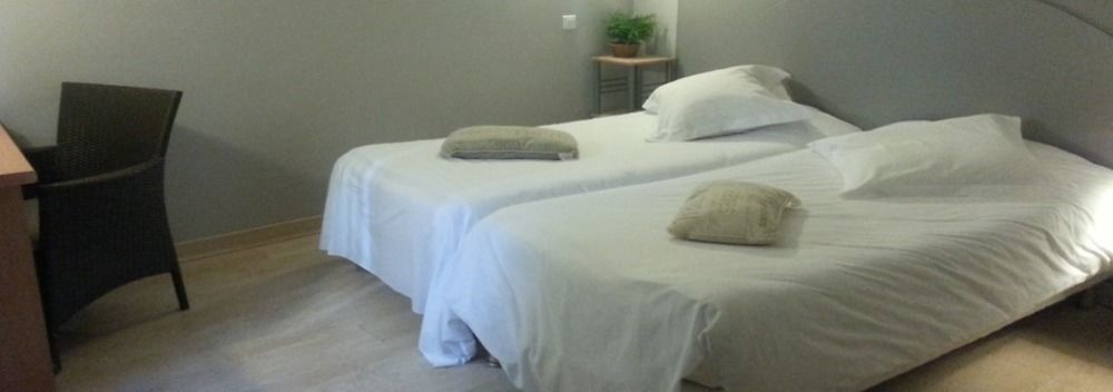 Hotel Du Lion D'Or Marmande Bagian luar foto